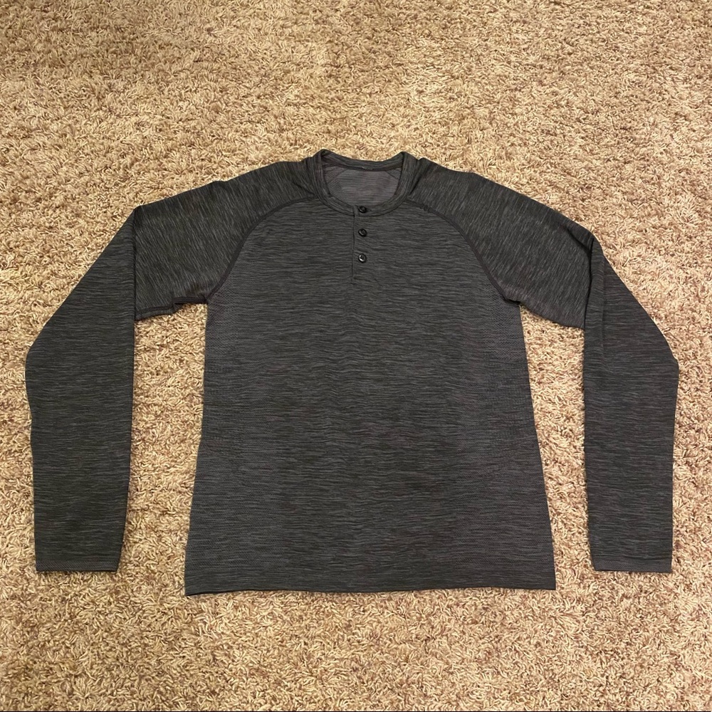 Lululemon Metal Vent Long Sleeve 3 Button Henley Shirt Size SMALL - Get It